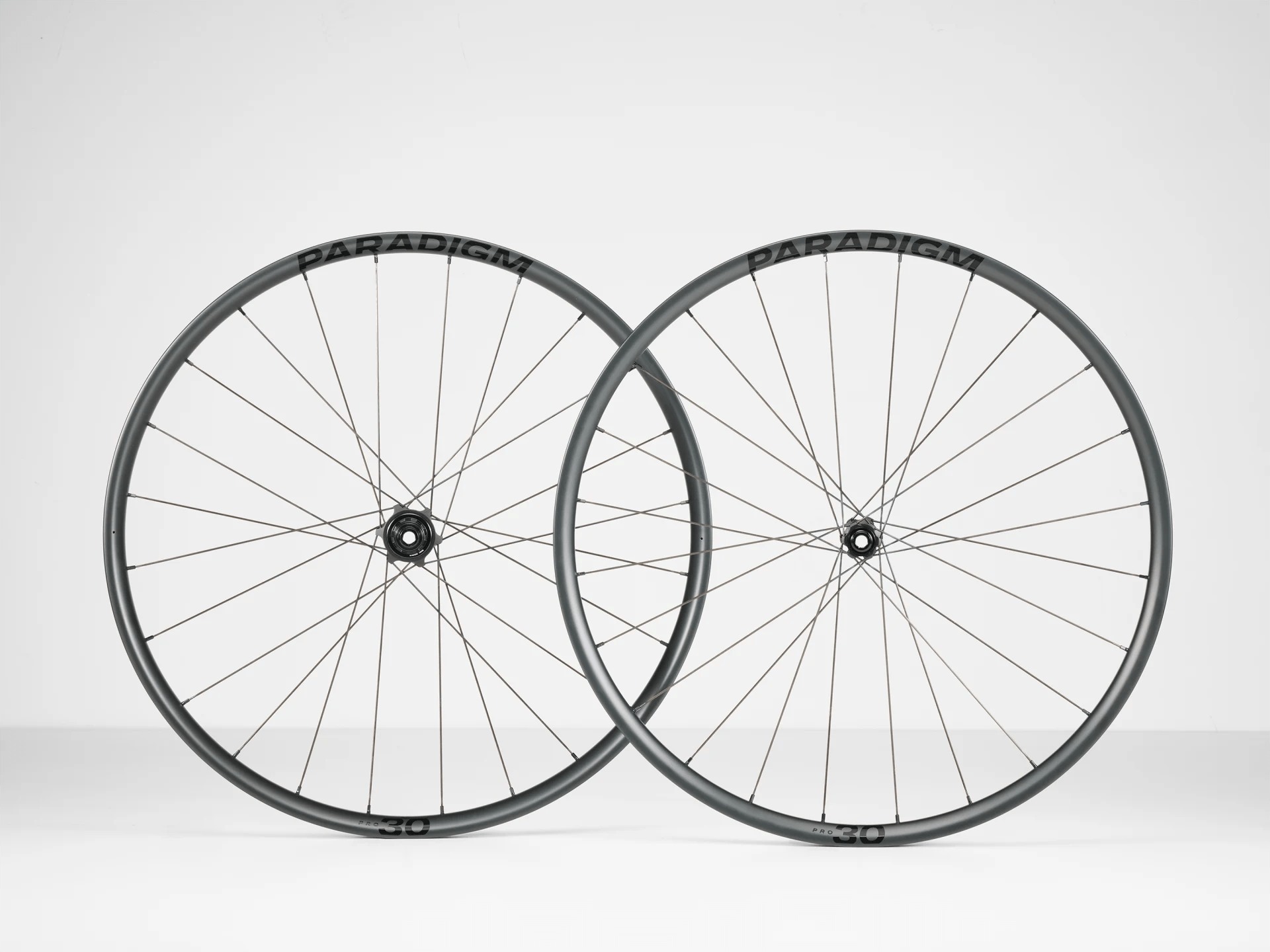 Bontrager Wheelset Bontrager Paradigm Pro 30 TLR Disc Road Wheel